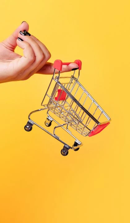 Agente de Atención al Cliente para E-commerce y Bases de Datos Complejas